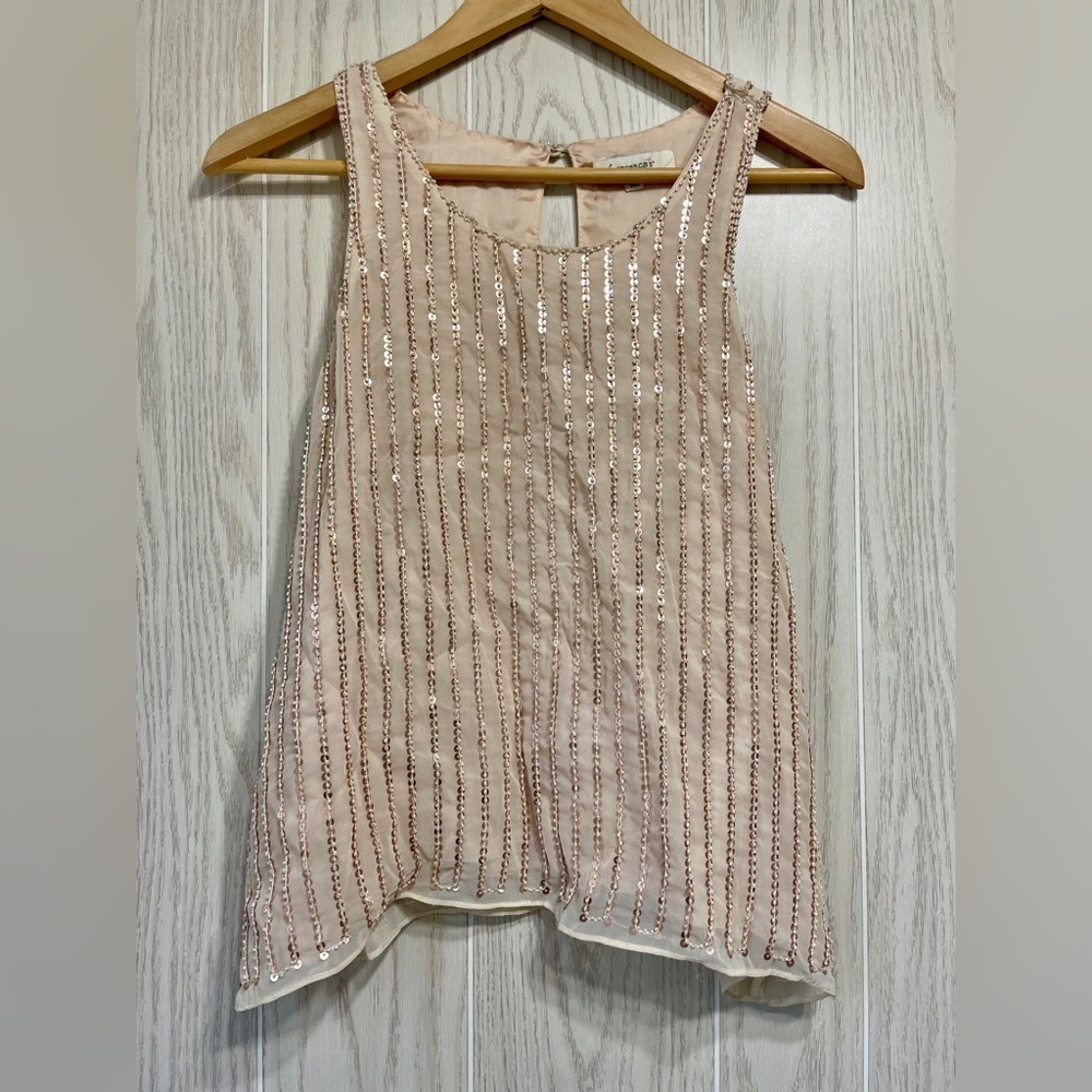 Francesca's Medium Women's Tank Top Sequin Pattern Button closure beige Blush